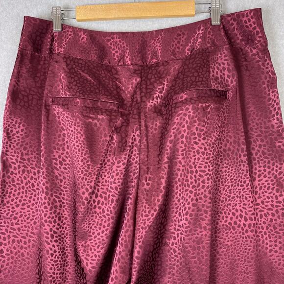 Eloquii Womens 14 Burgundy Animal Print Satin Wide Leg Pants - Picture 7 of 10